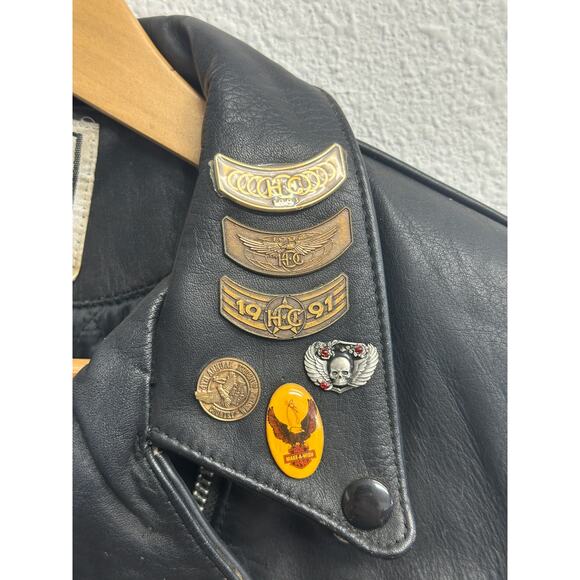 DRAG SPECIALTIES HEAVY BLACK LEATHER FRINGE MOTORCYCLE JACKET SIZE 12 W/ PINS - Picture 5 of 10